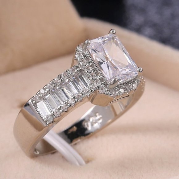 💞 Trendy Radiant Cut Dazzling Zircon Rectangle Rings for Women, PD164 - Picture 5 of 9